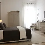 Dimi House