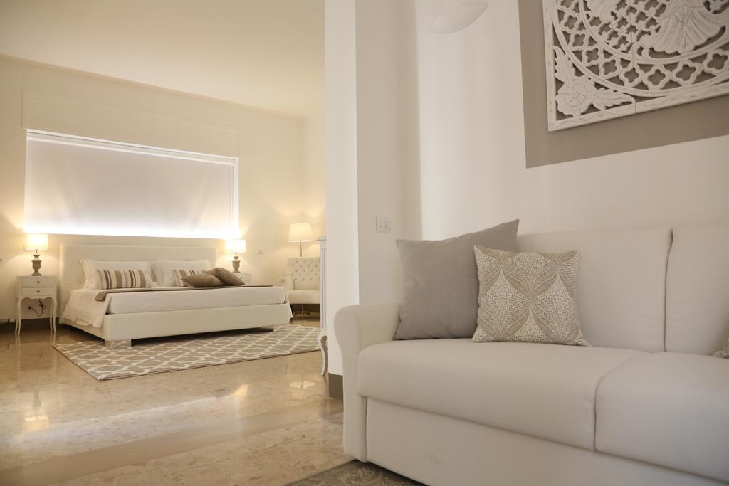 Dimi House