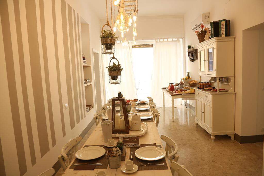Couette-café Dimi House 2*